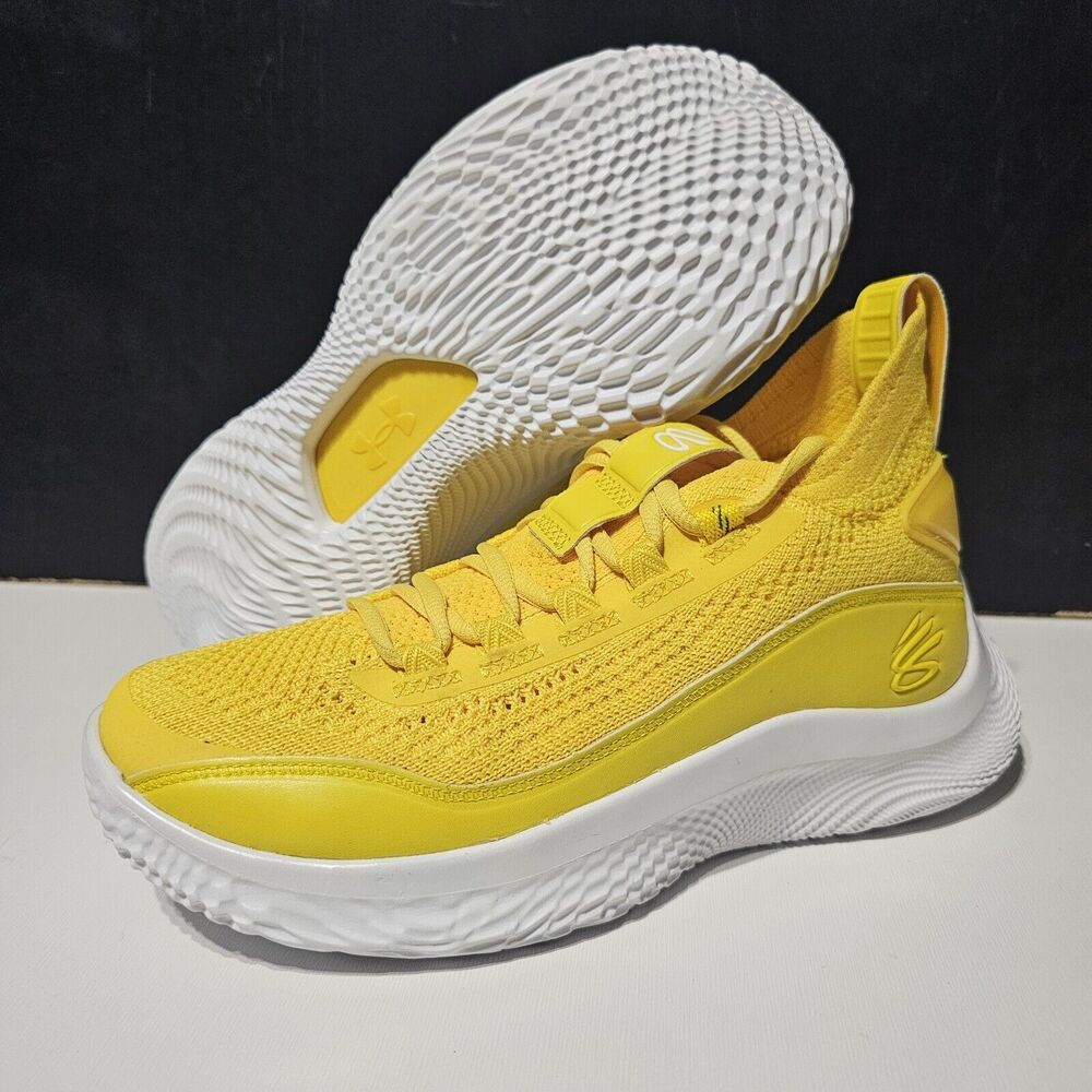NEW Under Armour Curry Flow 8 Yellow Basketball Shoes Boys Size 4Y 3023527-701